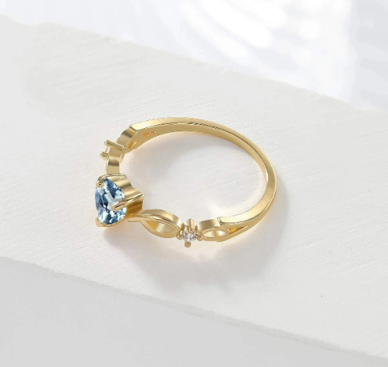 Gorgeous Blue Heart Ring!